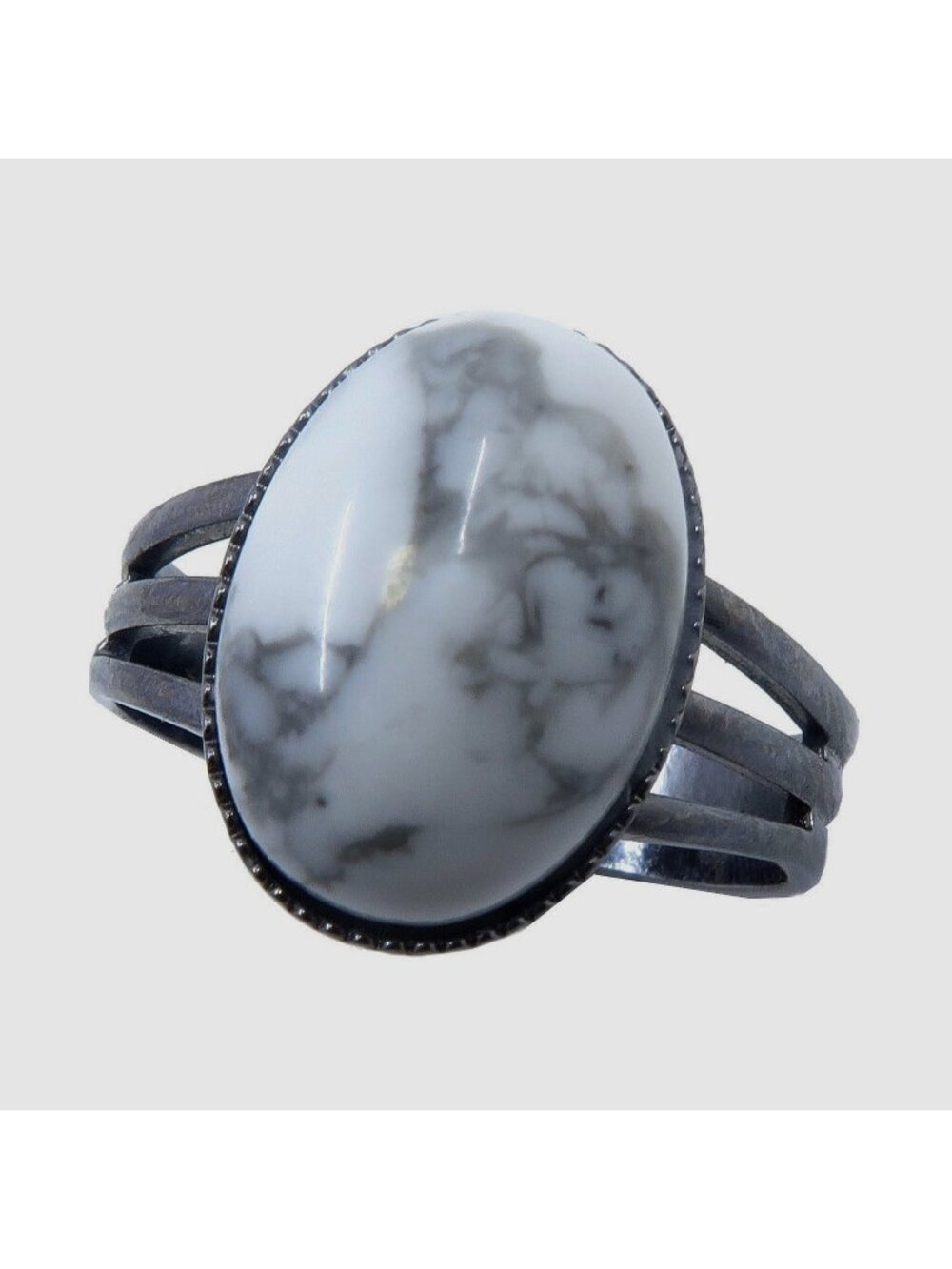 Howlite Ring Right Path White Gray Oval Gem Gunmetal Adjustable Crystal Jewelry